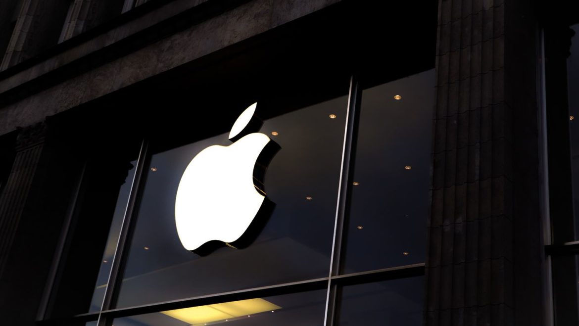 Apple está com 10 mil vagas de emprego home office e presenciais; saiba como se candidatar e requisitos - Canva
