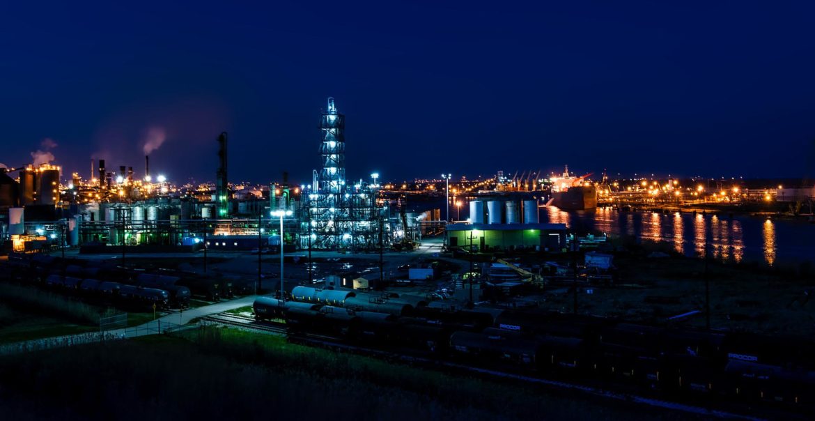 Petrofac está com vagas de emprego offshore para o exterior! Saiba como trabalhar nos EUA - Canva