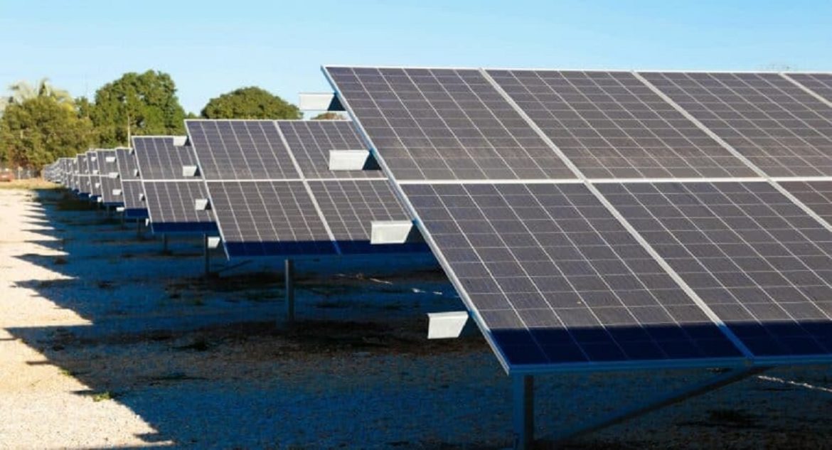 A Solfácil, maior ecossistema de soluções solares do país, participa nos dias 23, 24 e 25 de agosto da Intersolar South America, maior feira da América do Sul para o setor solar, com lançamentos de produtos que prometem revolucionar o mercado.