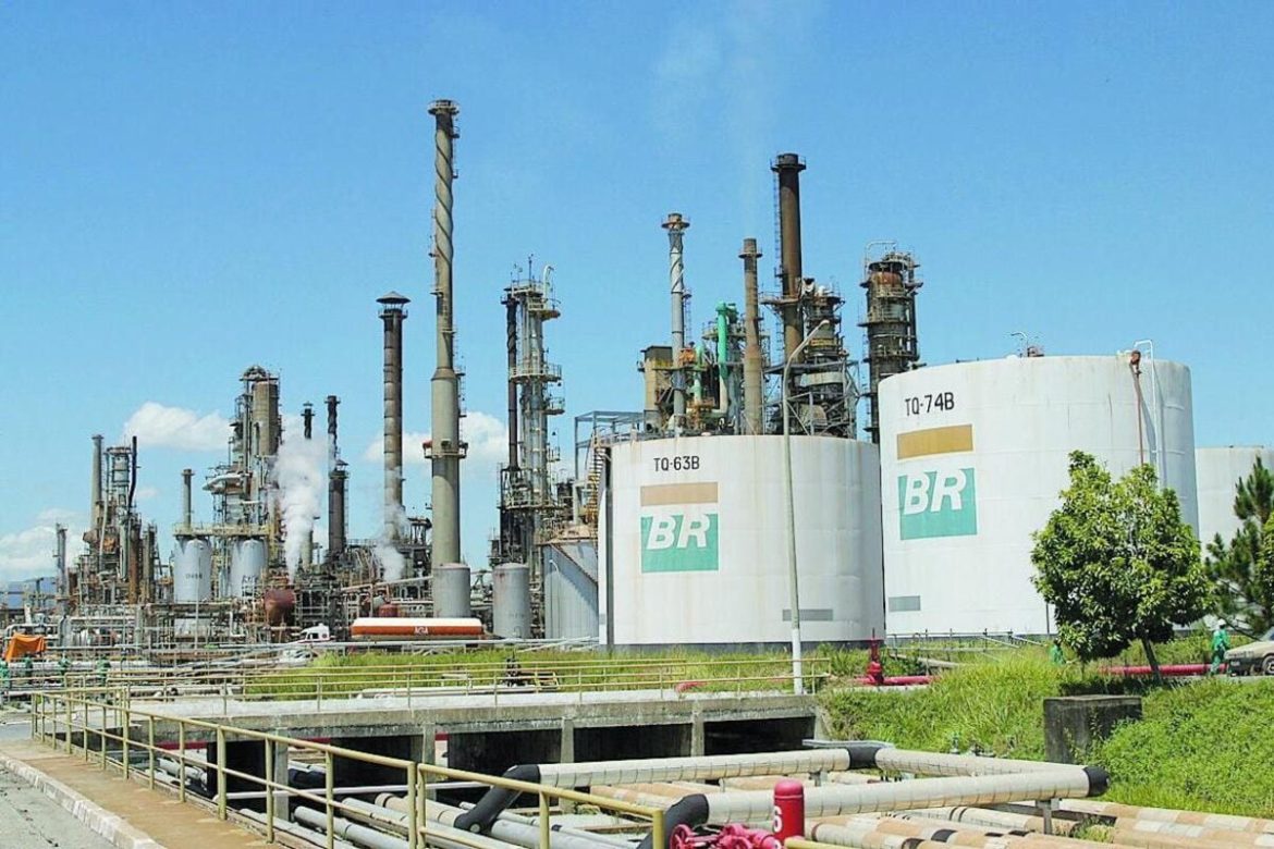 A FUP continua a todo momento a criticar a petroleira quanto ao seu posicionamento na venda de ativos no mercado de combustíveis nacional. Agora, a Petrobras anunciou o cancelamento da venda da Refinaria Gabriel Passos.