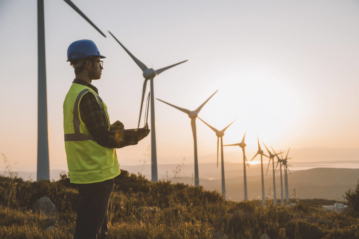 As oportunidades nos projetos da Esfera Energia são para candidatos com experiência e qualificação profissional no segmento energético.