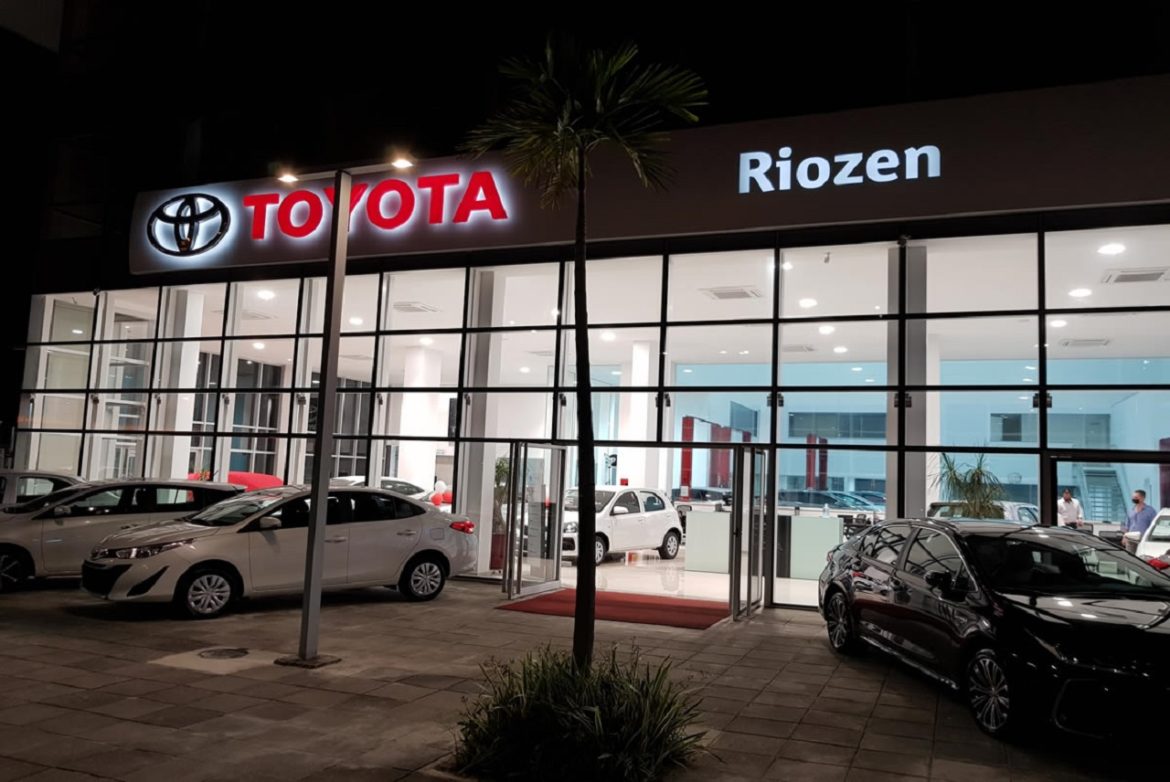 Riozen Toyota divulga mais de 50 vagas de emprego para profissionais do RJ
