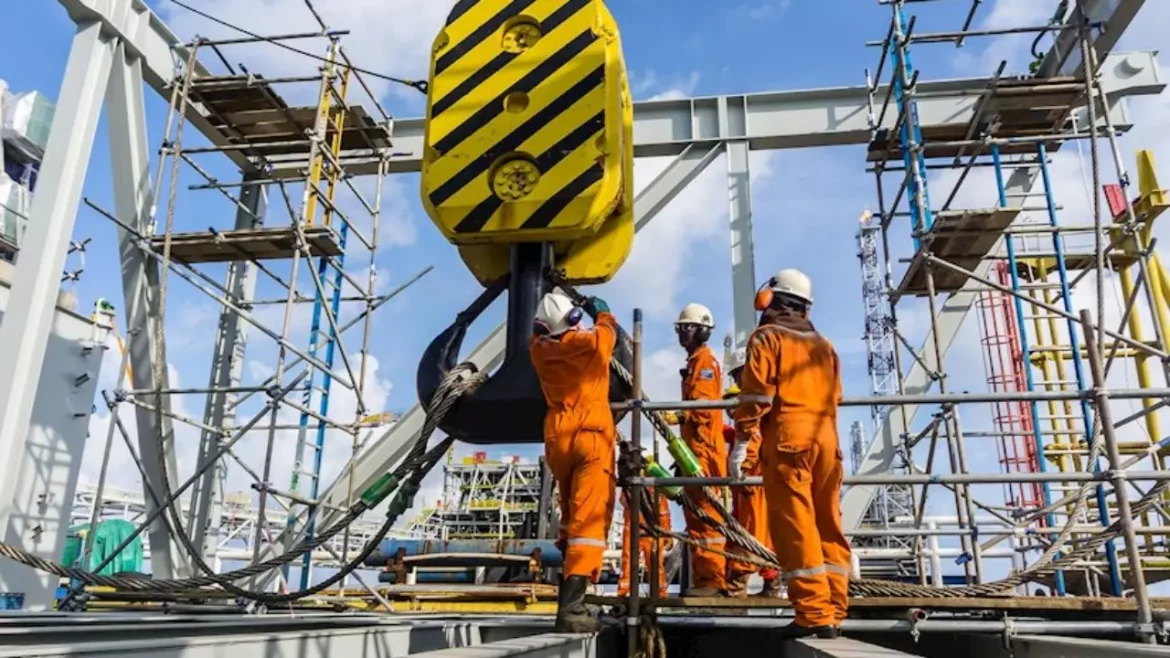 Em Macaé, Prefeitura divulga 717 vagas offshore para profissionais com e sem experiência