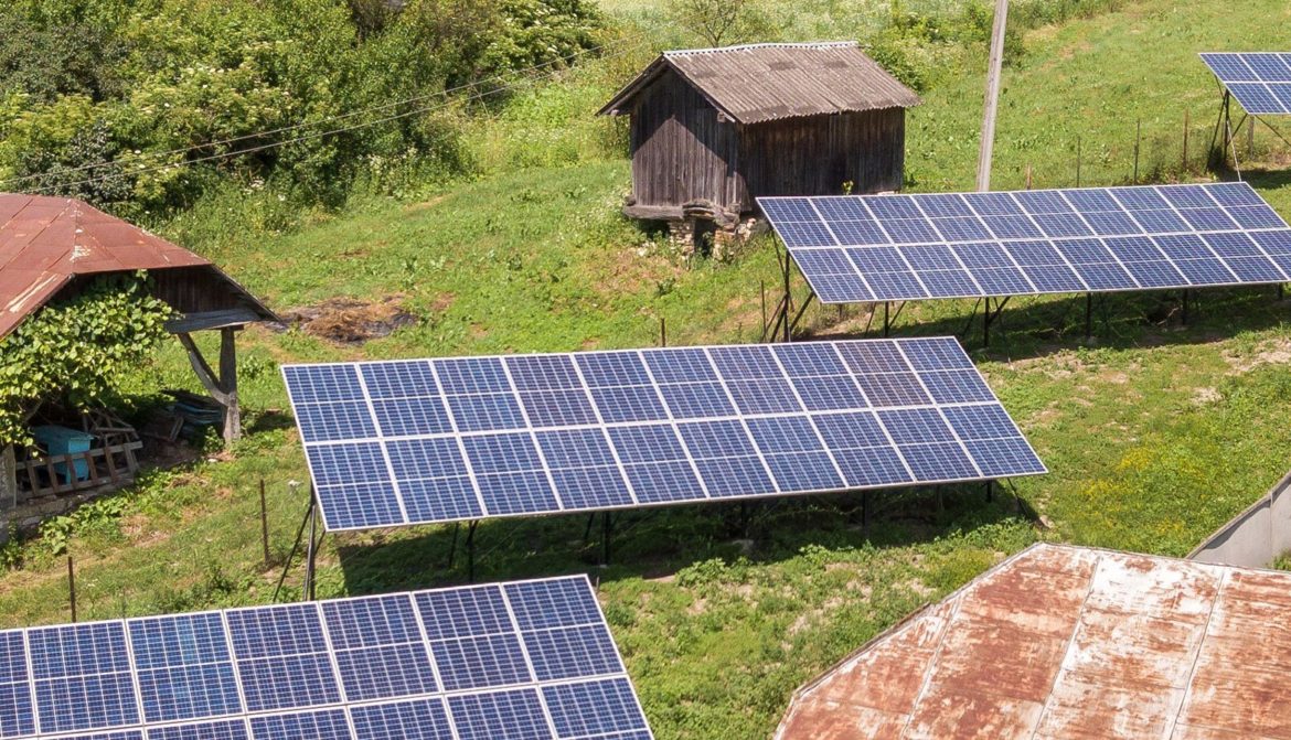 Sistema energia solar off grid: o que é, como funciona?