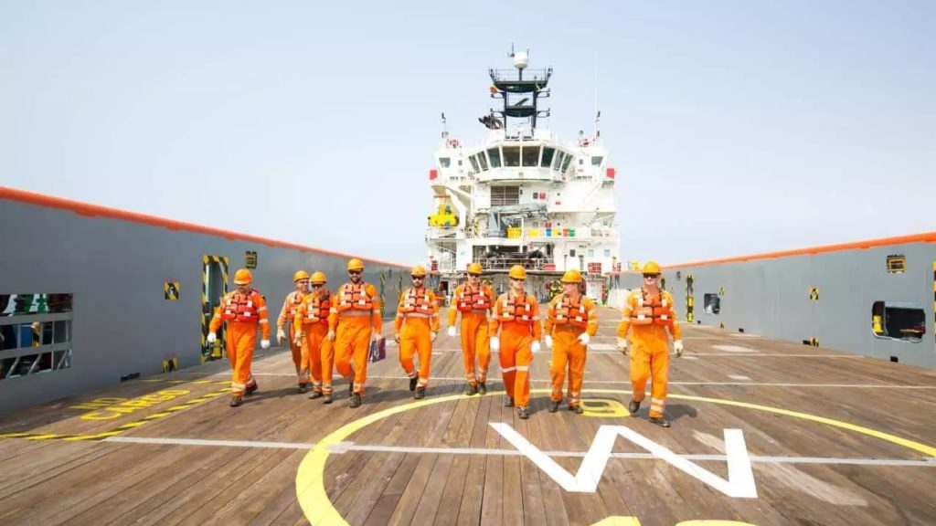 Manserv recruta técnicos e especialistas para atuar na Petrobras em Macaé, com 100 vagas disponíveis