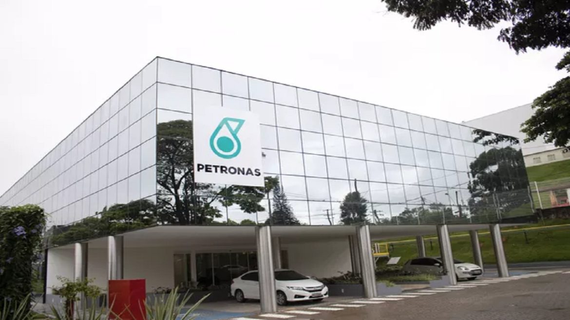 Multinacional Petronas abre vagas de emprego em várias regiões do Brasil para início imediato