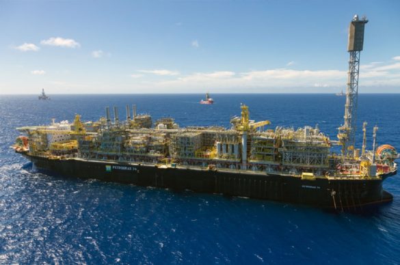 Transporte de petróleo brasileiro China investe em navio-tanque próprio para facilitar logística