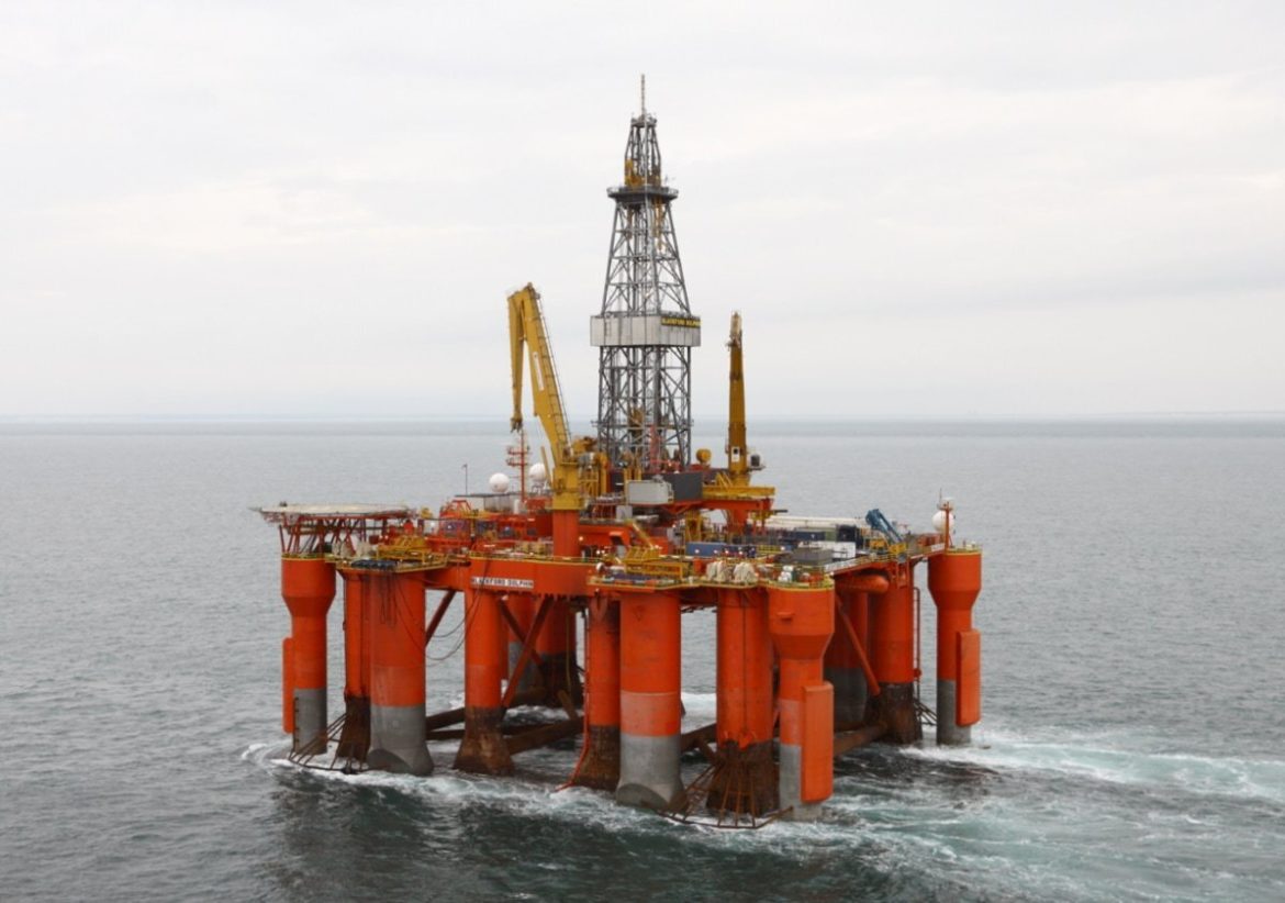 Para 2023, a Dolphin Drilling está projetando novos crescimentos no segmento offshore com foco em contratos de plataformas semi-submersíveis
