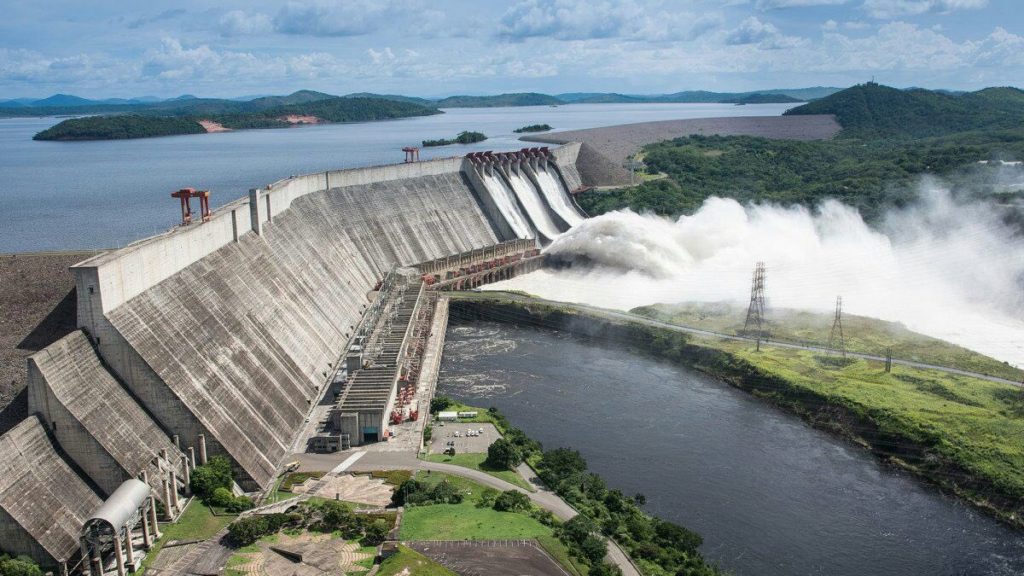 Além da energia proveniente da Venezuela, a agenda de integração energética inclui a utilização do gás natural da Bolívia e da Argentina.