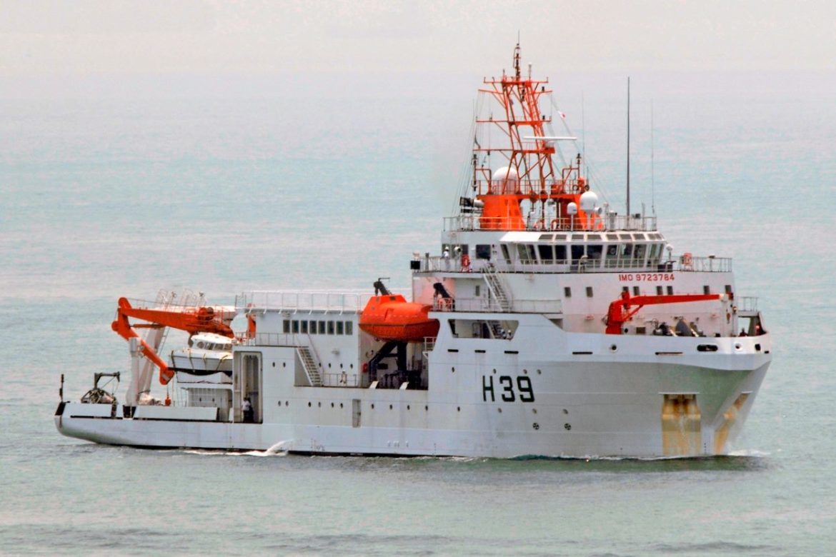 O Navio de Pesquisa Hidroceanográfico “Vital de Oliveira” foi incorporada em 2015 à Marinha do Brasil após acordo com a Petrobras e Vale.