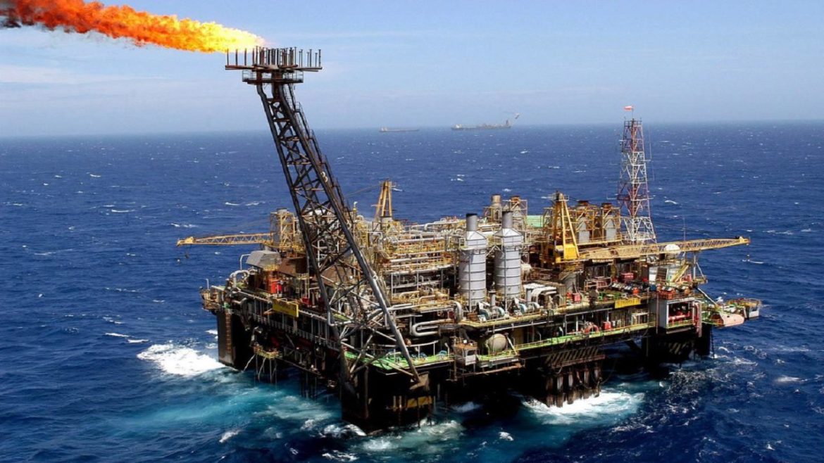 Maior produção no pré-sal setor de petróleo e gás cresce 5,9% em maio
