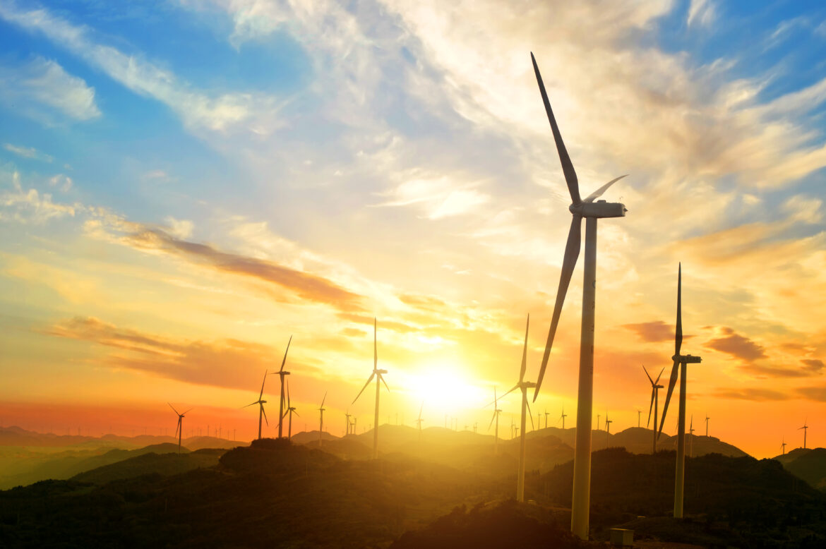 Além do Brasil, a Equinor vem expandindo sua presença em energias renováveis globalmente, com aquisições de empresas em diferentes países.