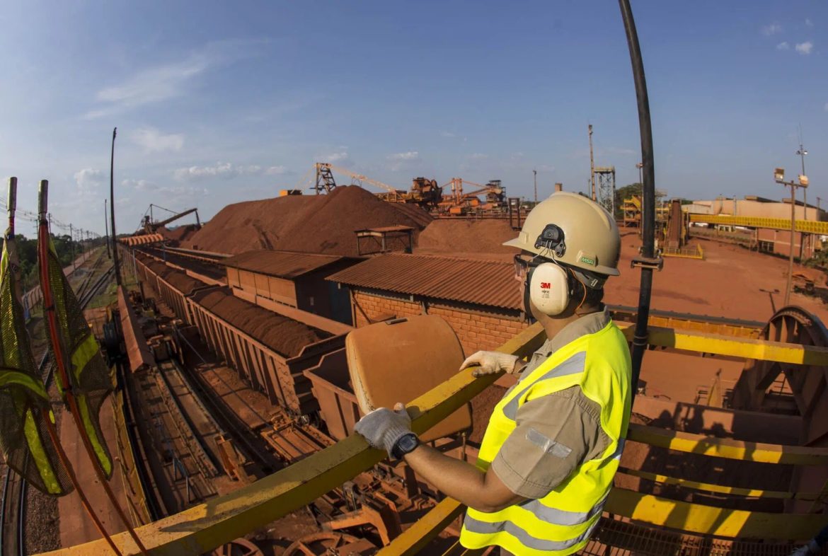 Para quem atua no setor mineral, a CBMM está com algumas vagas de emprego disponíveis para candidatos de todos os níveis de escolaridade.