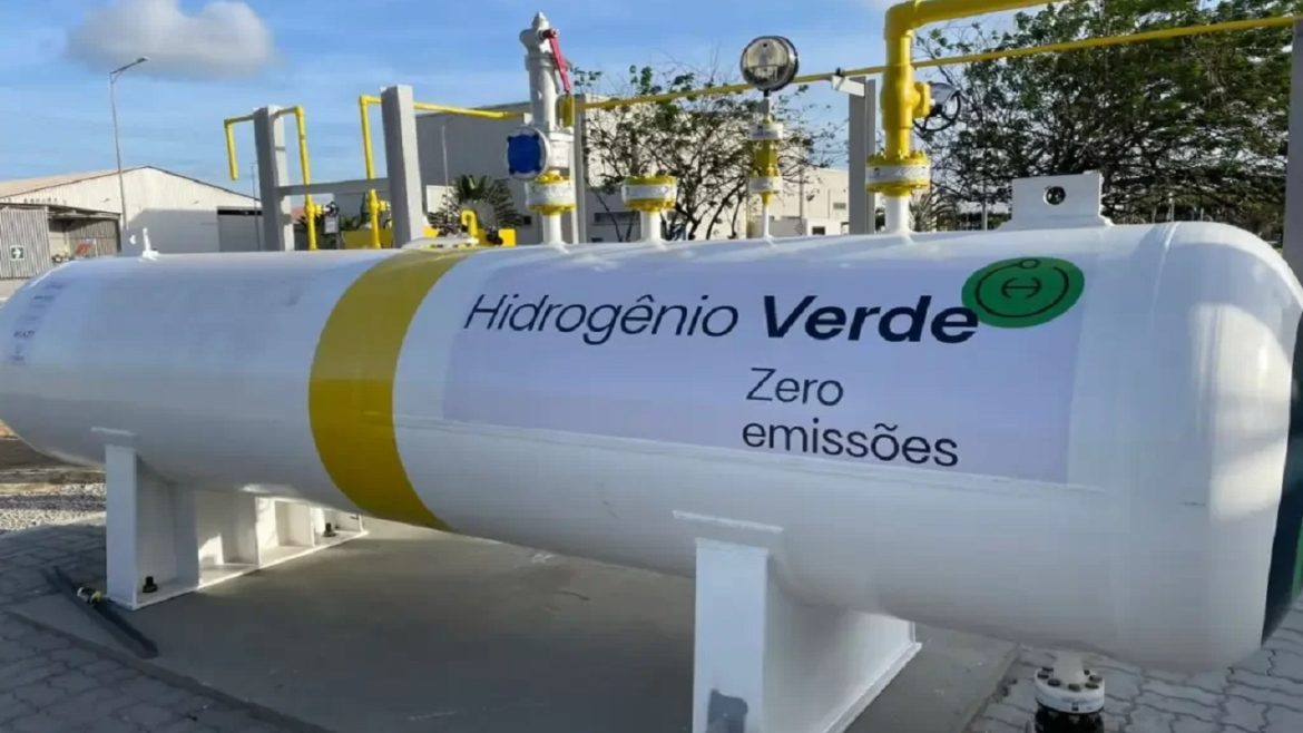 Governo do Ceará assina 32º memorando para hidrogênio verde com empresa renomada