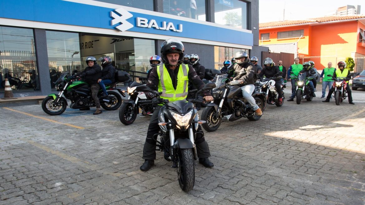 Indiana Bajaj anuncia construção de fábrica para produzir motos elétricas no Brasil em 2024