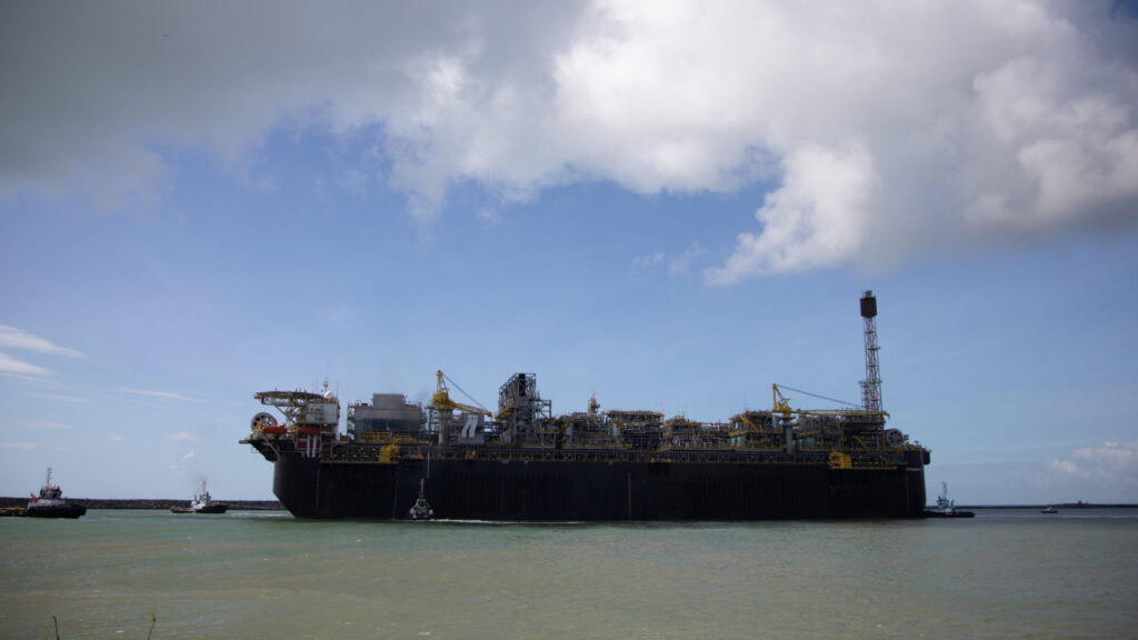 A vitória da Equinor enfatiza sua posição estratégica no mercado nacional e destaca o valor crescente do petróleo do Campo de Atapu.