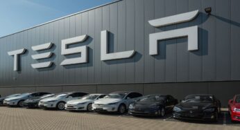 Elon Musk eleva produção da Tesla para números estratosféricos e domina o mercado de veículos elétricos