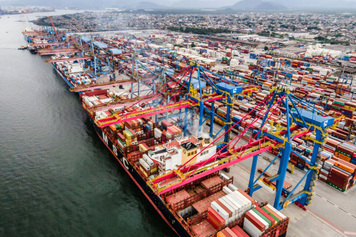 Porto de Santos receberá R$ 21,28 bilhões em investimentos para modernização e expansão até 2028.