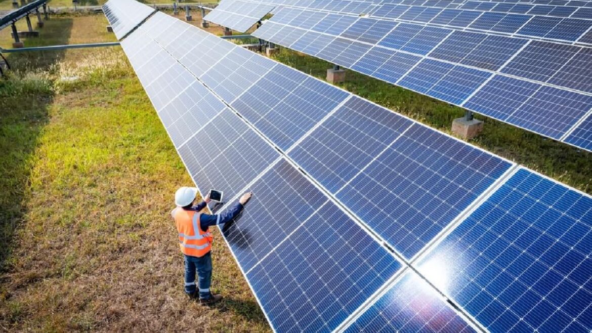 Energia solar em foco - Avanços e desafios discutidos no Intersolar Summit Brasil Sul