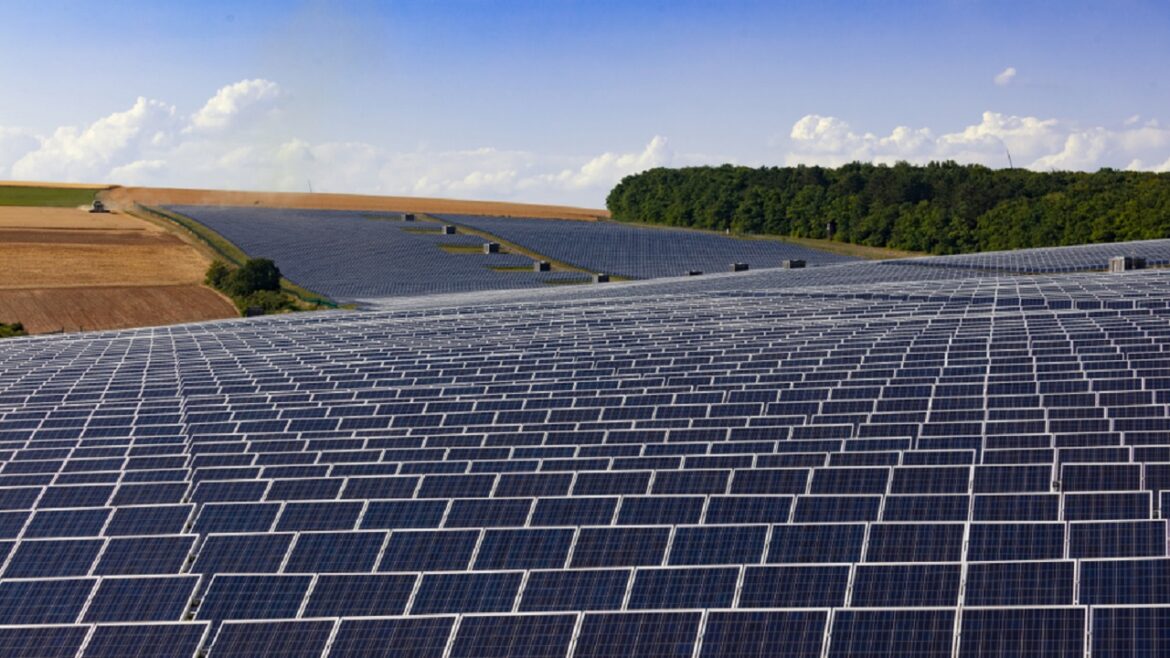 Liderando o mercado de energia solar, Minas Gerais anuncia mais um investimento de R$ 2 bilhões para inauguração de projeto de 662 MW