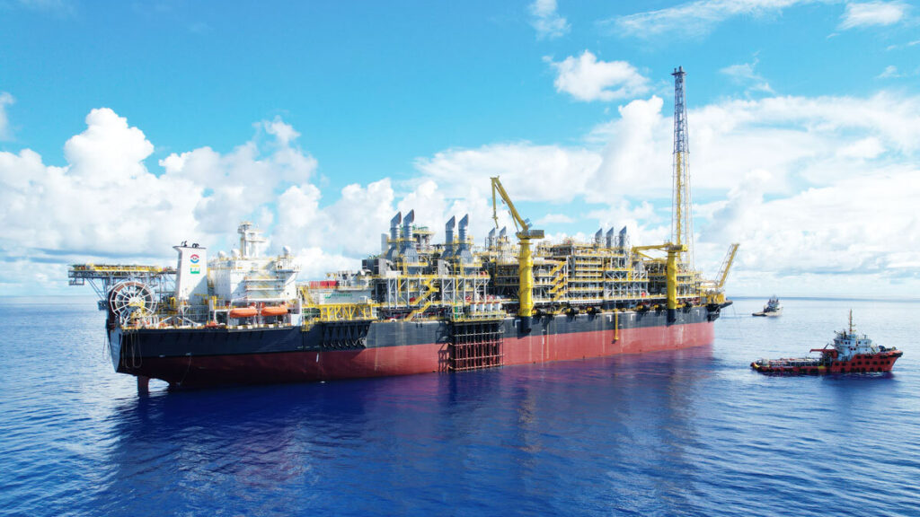 Os investimentos da Petrobras na produção de petróleo totalizaram US$ 3,4 bilhões, um aumento de 5% em relação ao trimestre anterior.