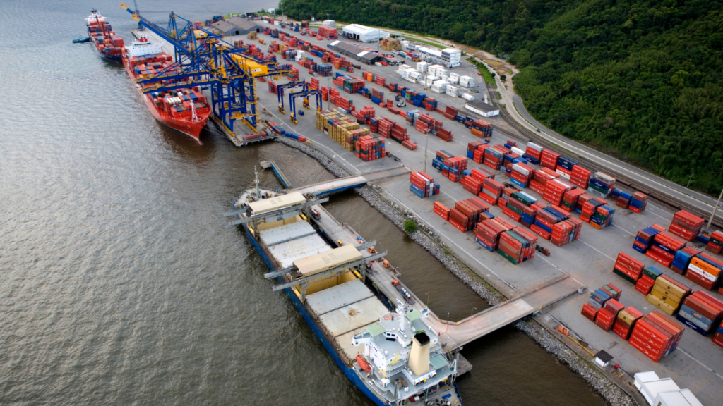 O desempenho do Porto de Itaguaí não passou despercebido, consolidando sua importância no cenário portuário brasileiro.