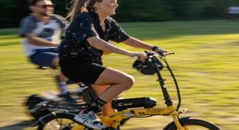 Bicicleta elétrica e dobrável da Two Dogs tem 65km de autonomia e aplicativo próprio