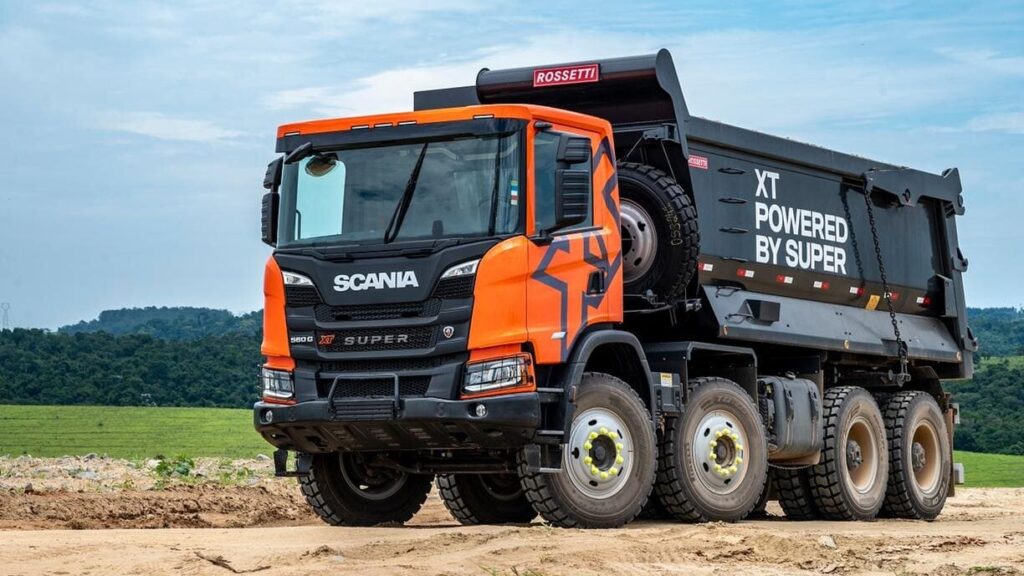 A Scania está investindo em melhorias significativas para atender aos desafios das operações off-road na mineração.