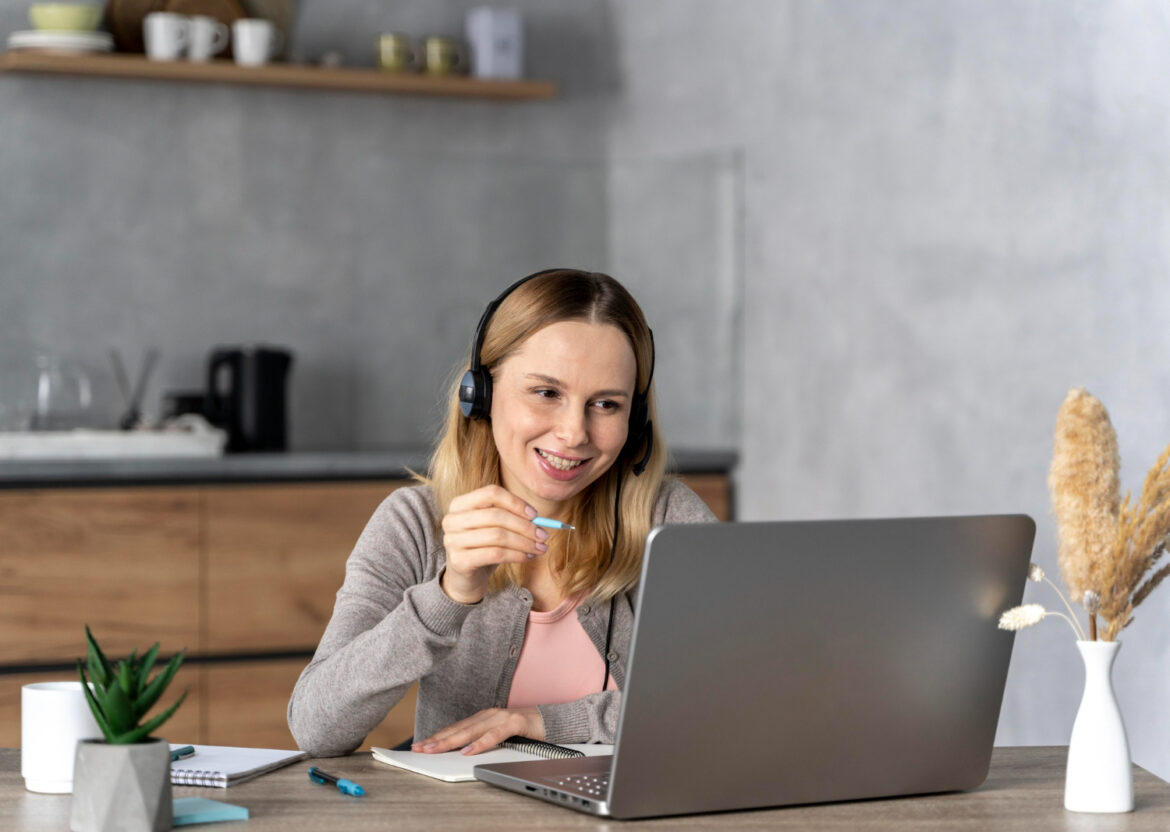 Empresas de diversos setores estão ofertando vagas home office para candidatos com experiência prévia na função.