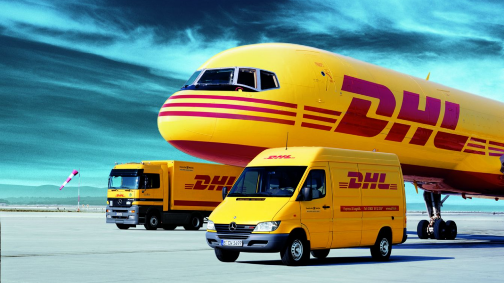 Nova iniciativa da DHL para a descarbonização da sua frota prevê investimentos em países com as maiores pegadas de emissões, incluindo o Brasil. 