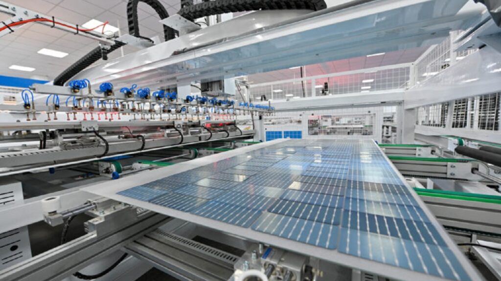 Iberdrola e Exiom constroem a primeira e uma das maiores fábricas de painéis solares para mudar o mercado