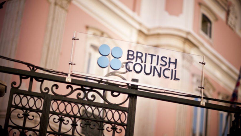 O curso de formação pedagógica do British Council junto ao MEC abrange 11 módulos, todos gratuitos, com carga horária total de 90 horas.
