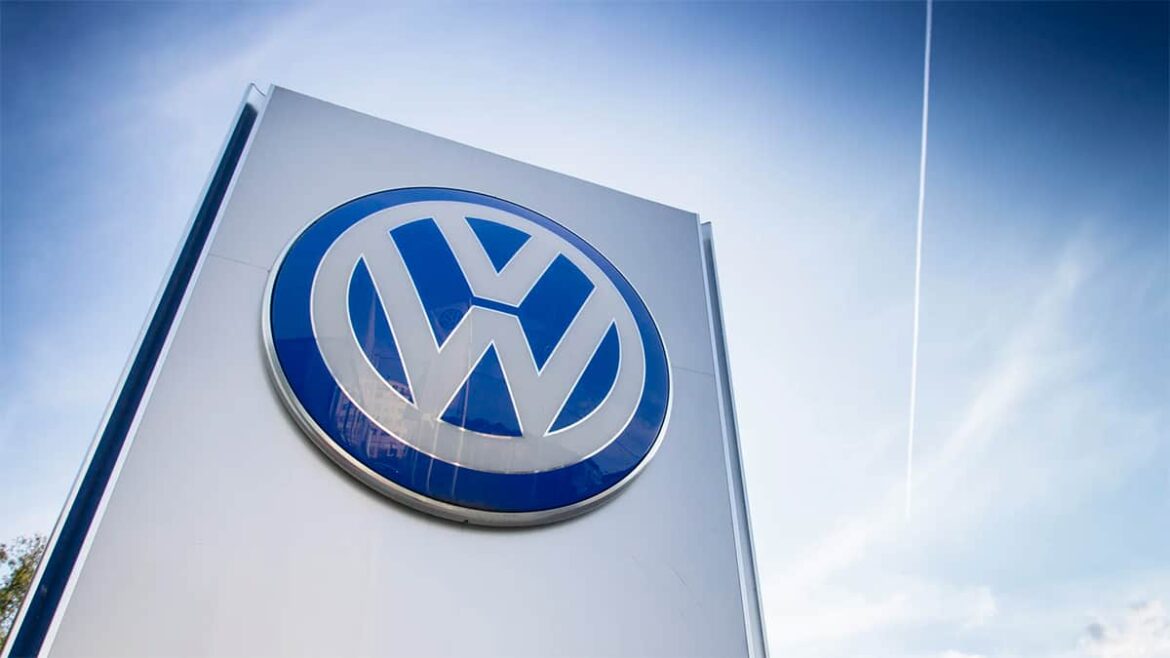 A Volkswagen também confirmou a produção de 16 novos modelos, tanto de carros fabricados no Brasil quanto de modelos importados.