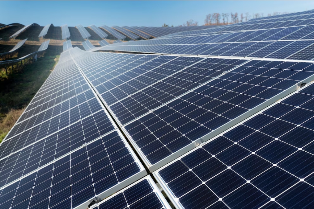 Brasil inicia uma nova era na matriz energética do país ao alcançar 2 milhões de sistemas solares residenciais instalados