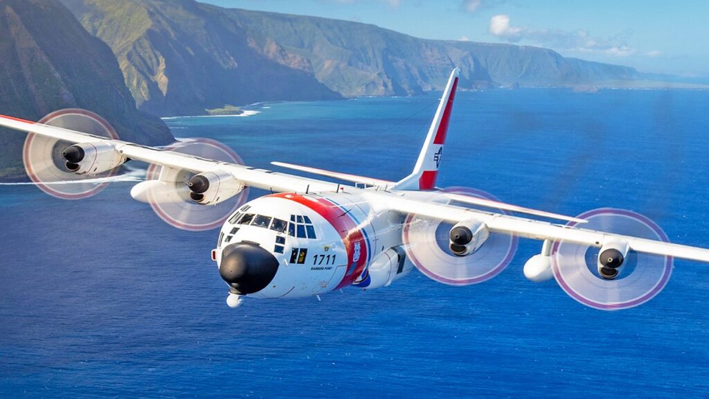 Em momento histórico, avião dos EUA que voa 20 horas sem parar visita o Brasil