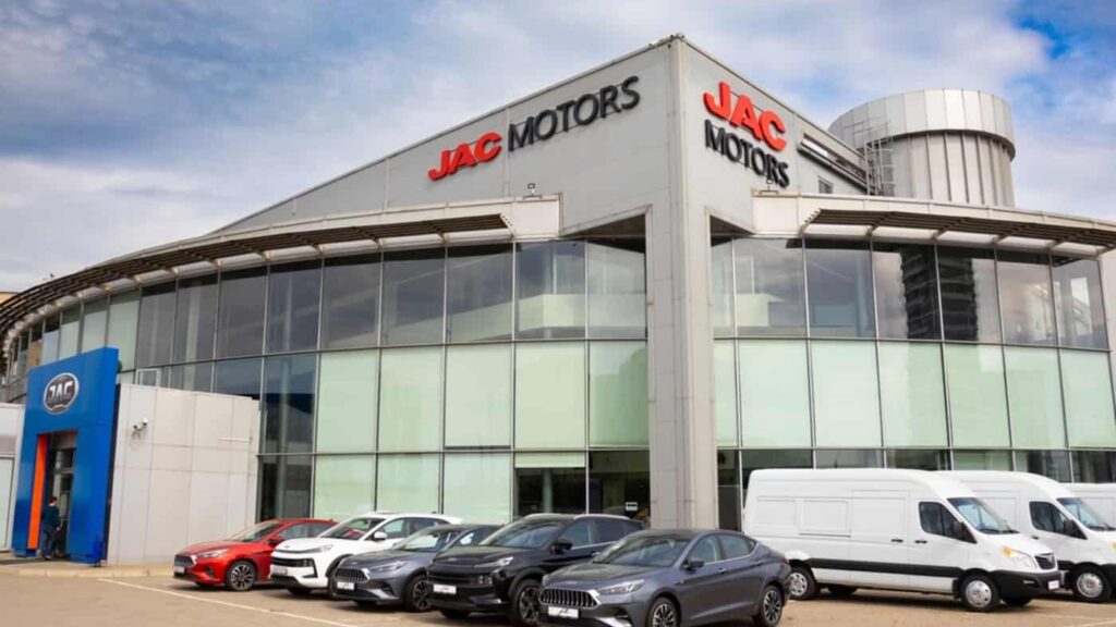 Está a JAC Motors prestes a revolucionar o mercado automotivo com o lançamento de seu novo carro elétrico?