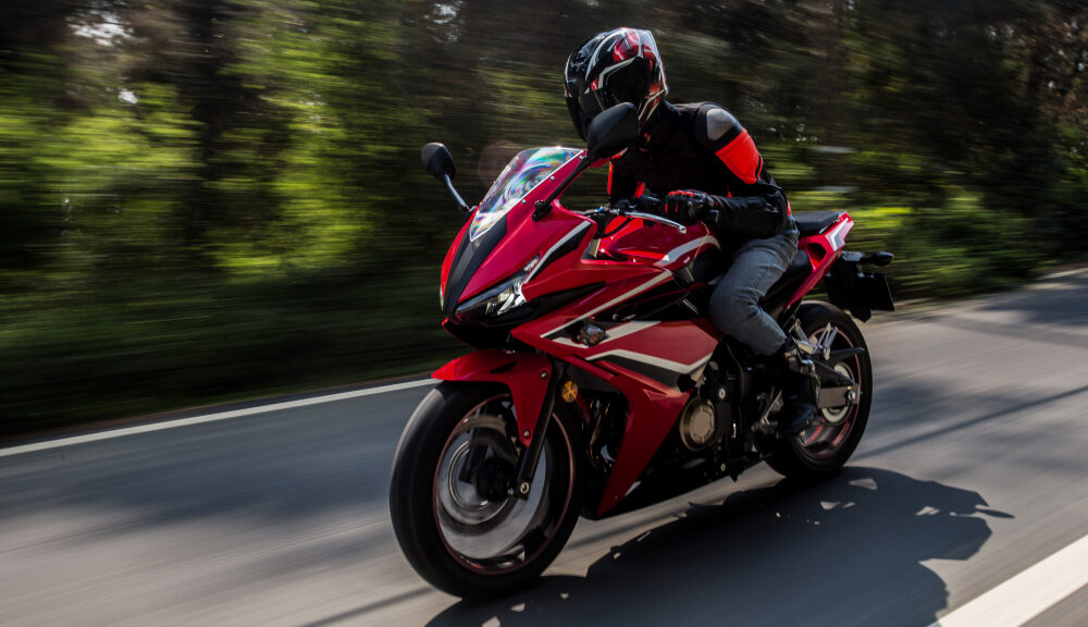 Honda avança com tecnologias inovadoras e revolucionárias de segurança para motocicletas visando maior proteção e inovação no setor