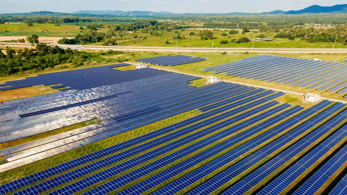 Mercado de energia solar do RN atrai investimentos bilionários e geram mais de 17 mil empregos