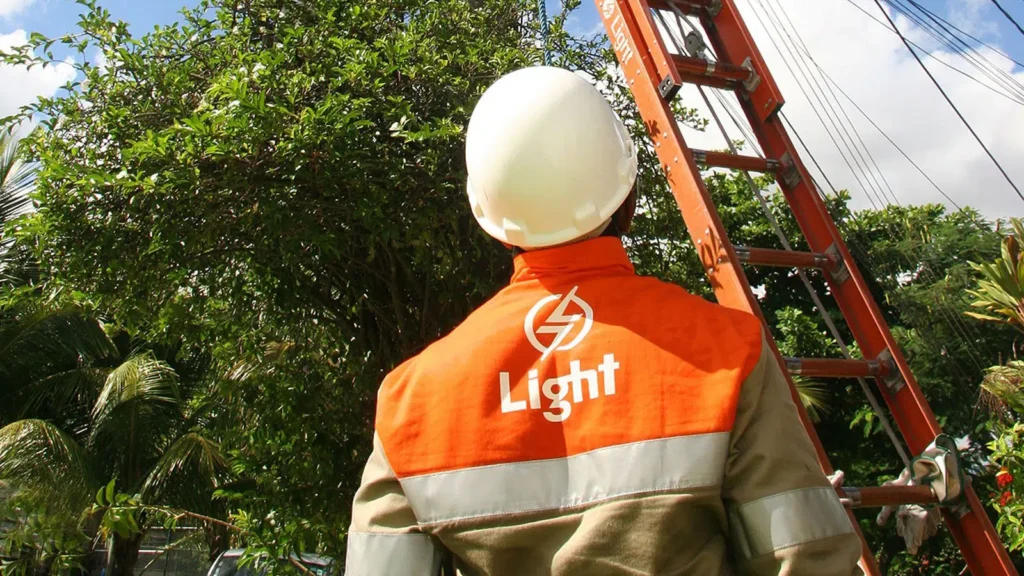 Light, do setor de energia, abre processo seletivo com mais de 180 vagas de emprego no RJ