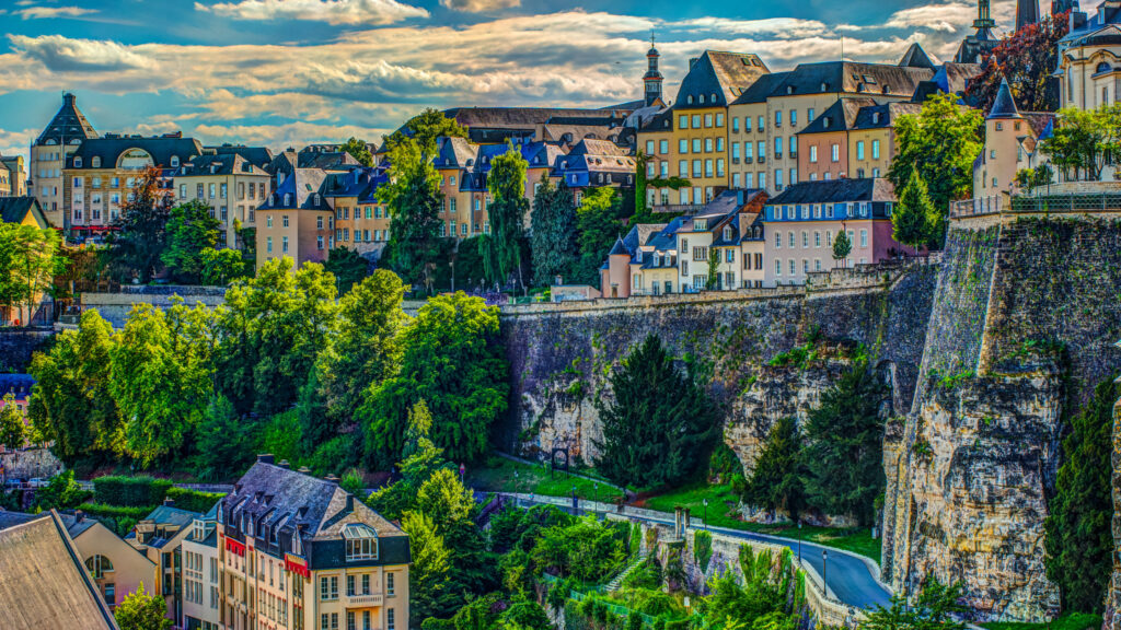 Vagas de emprego no exterior - vagas em Luxemburgo