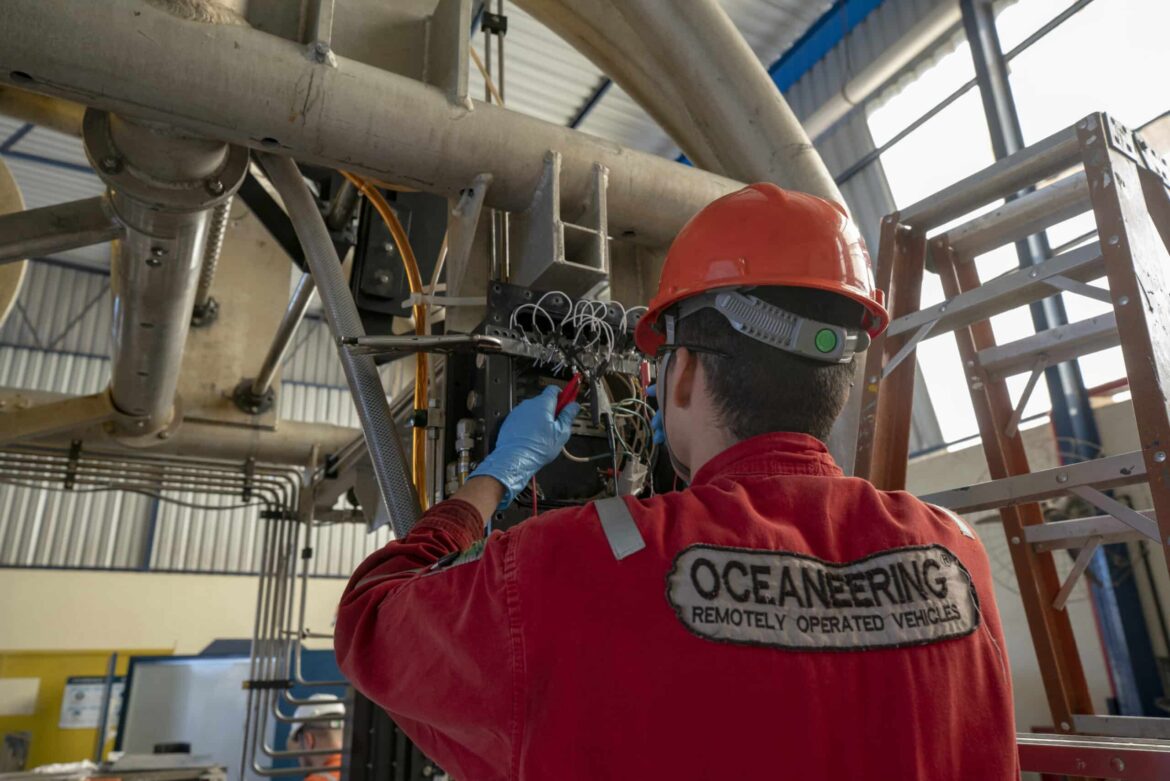 OCEANEERING abre processo seletivo com vagas de emprego para assistentes, técnicos, engenheiros, supervisores e estagiários