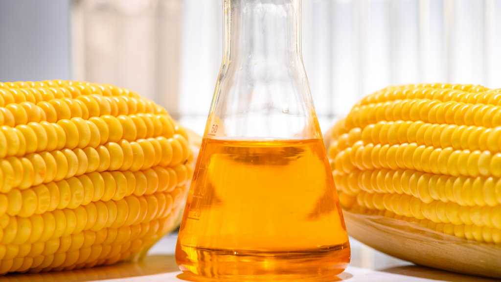 A Caramuru Alimentos anunciou investimentos de R$ 2,2 bilhões em bioenergia, focando na produção de etanol de milho e sustentabilidade.