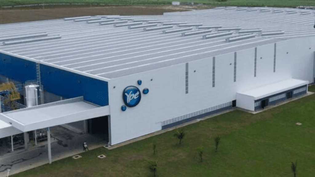 A Ypê investirá R$ 220 milhões em sua fábrica de Pernambuco, criando 560 novos empregos até 2026.