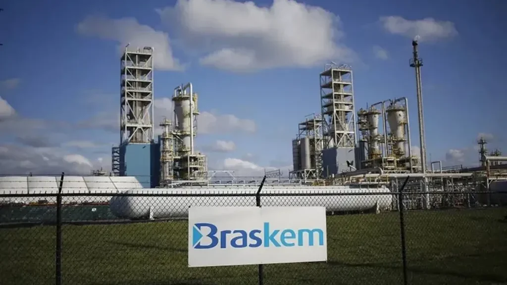 Petroquímica Braskem abre seletivo com mais de 70 vagas de emprego para pessoas com e sem experiência