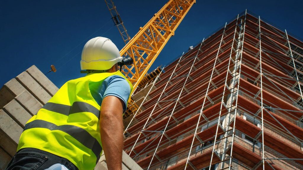 Trabalhos em construção na Bélgica estão com vagas abertas e pagam salários de até € 4.833 euros