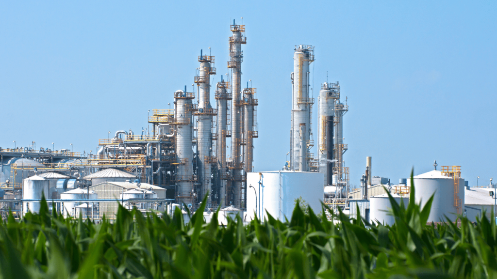 Shell, Raízen e Senai investem R$ 120 milhões em centro de bioenergia para desenvolver etanol de segunda geração e descarbonização.