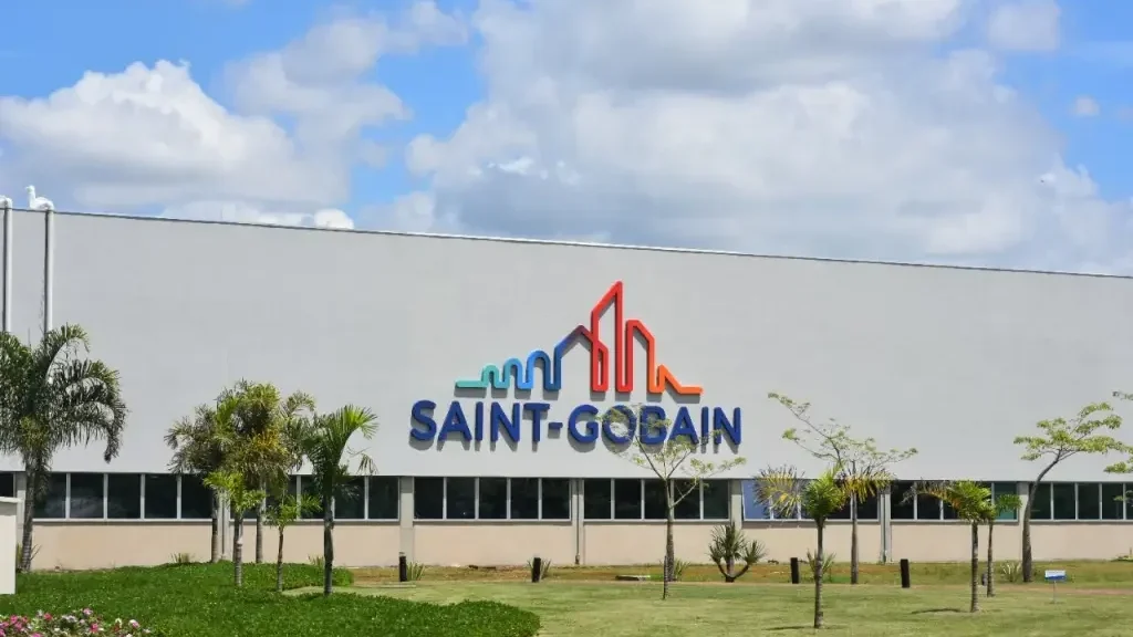 Saint-Gobain possui 110 vagas abertas e está esperando por você! Participe do processo seletivo e receba até R$ 3 mil por mês