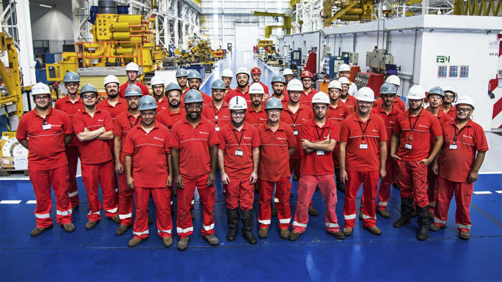 Aker Solutions abre vagas de emprego no exterior em diversas funções para quem sonha em trabalhar em alto mar