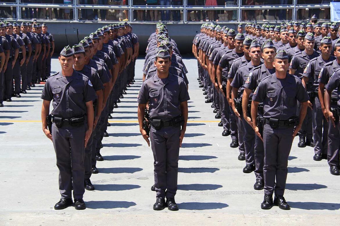 Novo concurso público acaba de abri mais de 100 vagas para bombeiros e policias com salários acima de R$ 3,5 mil