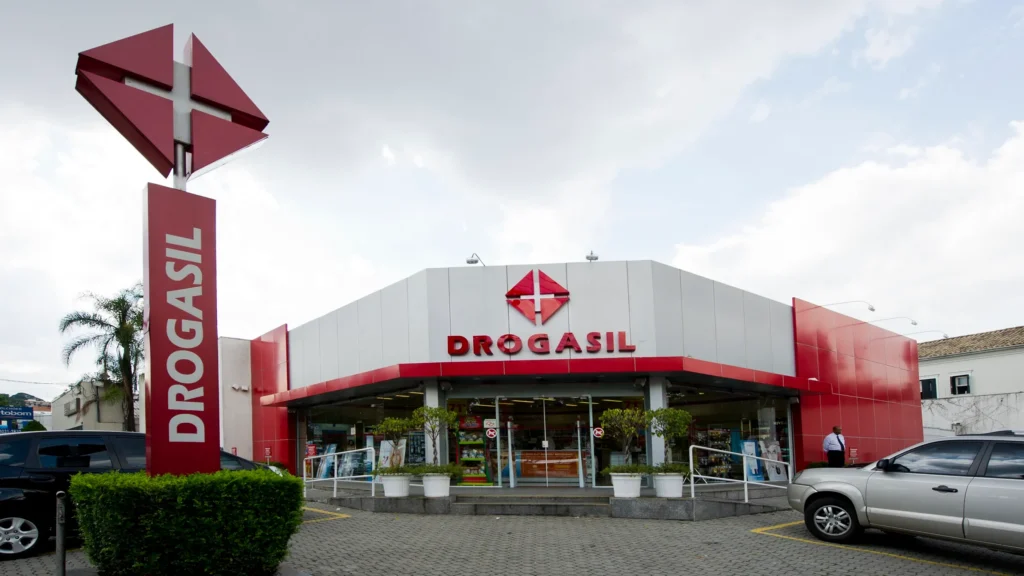 Raia Drogasil - RD Saúde - está com mais de1 mil vagas de emprego para pessoas com e sem experiência